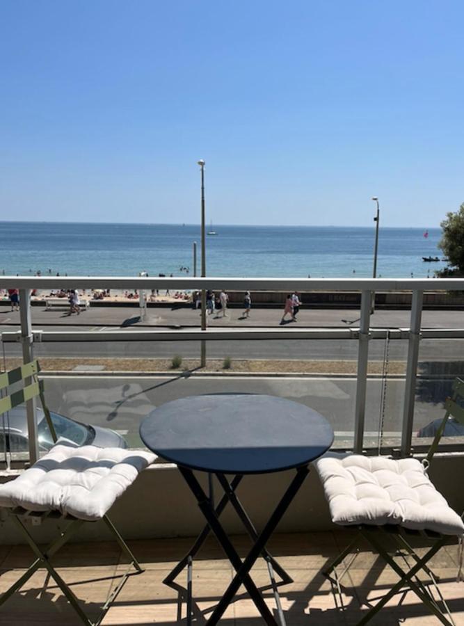 Studio And Terrace Sea View In La Baule Екстериор снимка